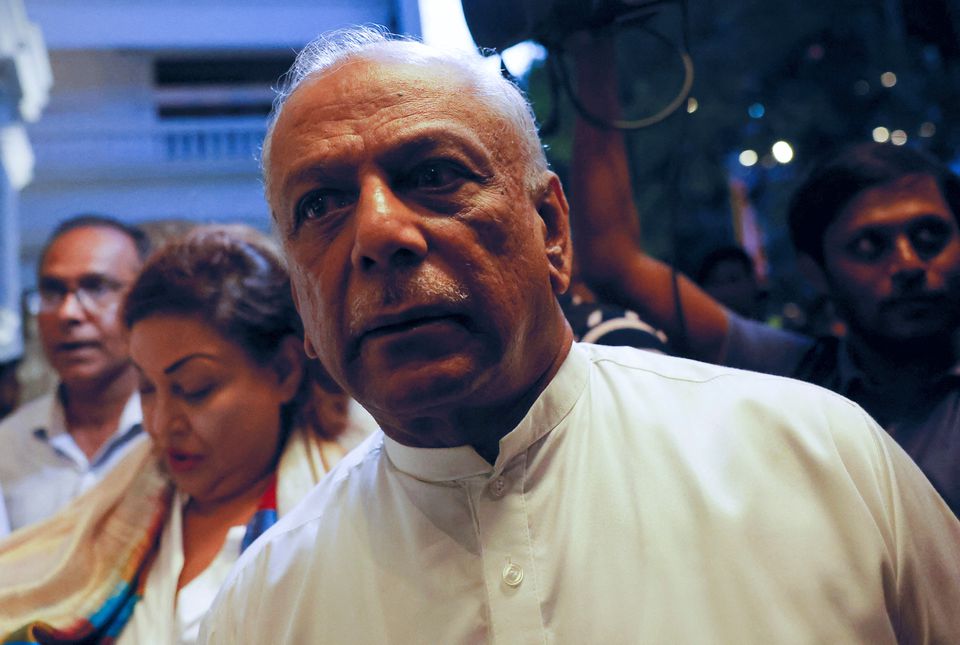 https://www.nepalminute.com/uploads/posts/Dinesh Gunawardena1658493723.jpg